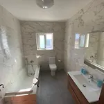 Sunshine - Modern Two Bedroom Penthouse With Terrace *