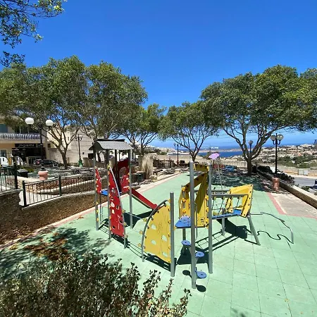 Sunshine - Modern Two Bedroom Penthouse With Terrace Lägenhet Mellieħa