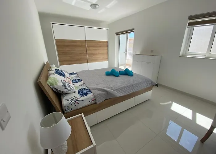 Apartamento Sunshine - Modern Two Bedroom Penthouse With Terrace *