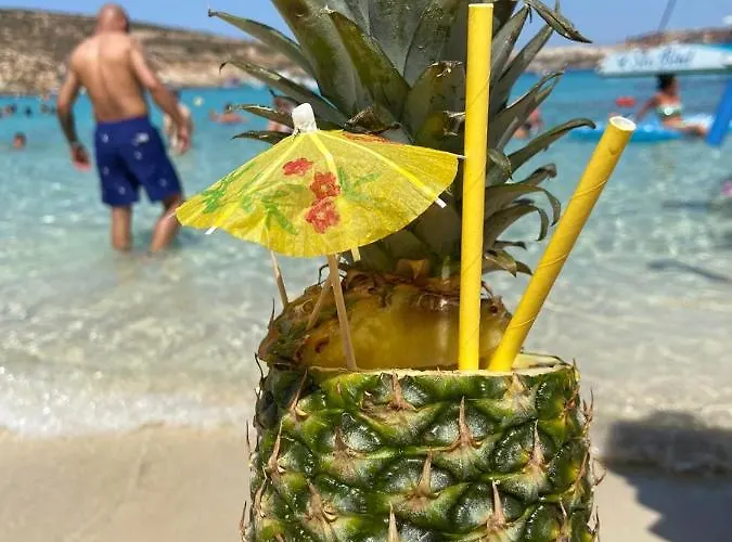 Sunshine - Modern Two Bedroom Penthouse With Terrace *