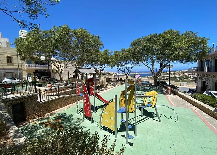 Sunshine - Modern Two Bedroom Penthouse With Terrace Apartamento Mellieħa