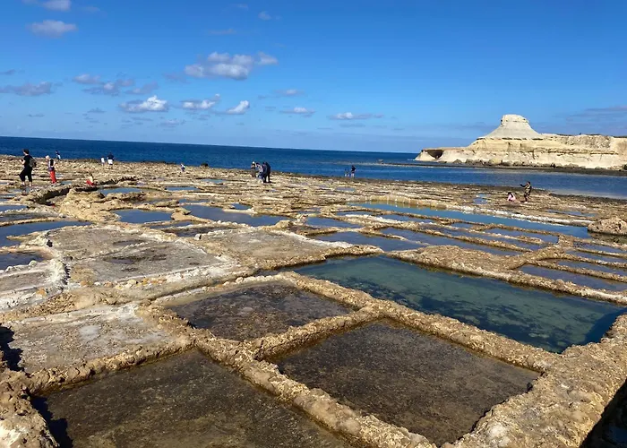 Sunshine - Modern Two Bedroom Penthouse With Terrace Apartamento Mellieħa