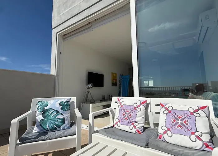 Sunshine - Modern Two Bedroom Penthouse With Terrace Mellieħa